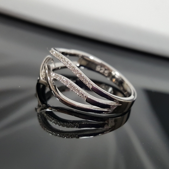 White Cubic Zirconia Vines - Picture 2 of 7